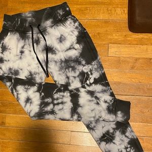 Lululemon Everyday Jogger